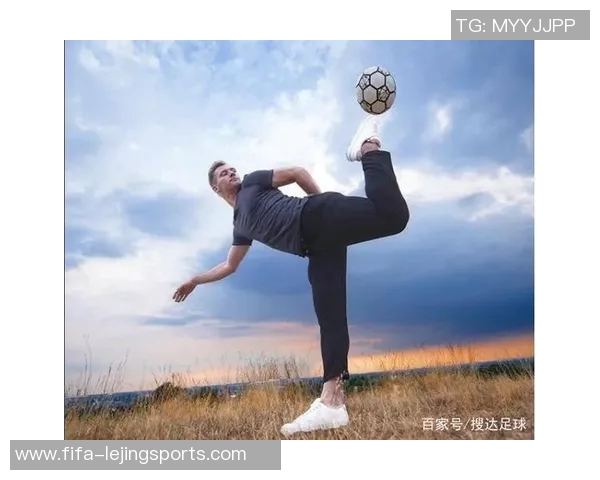 足球运动中腿部弯曲的重要性与技巧分析助你提升球技表现